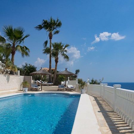 Frontline Villa, Five Star Deluxe El Campello Luaran gambar