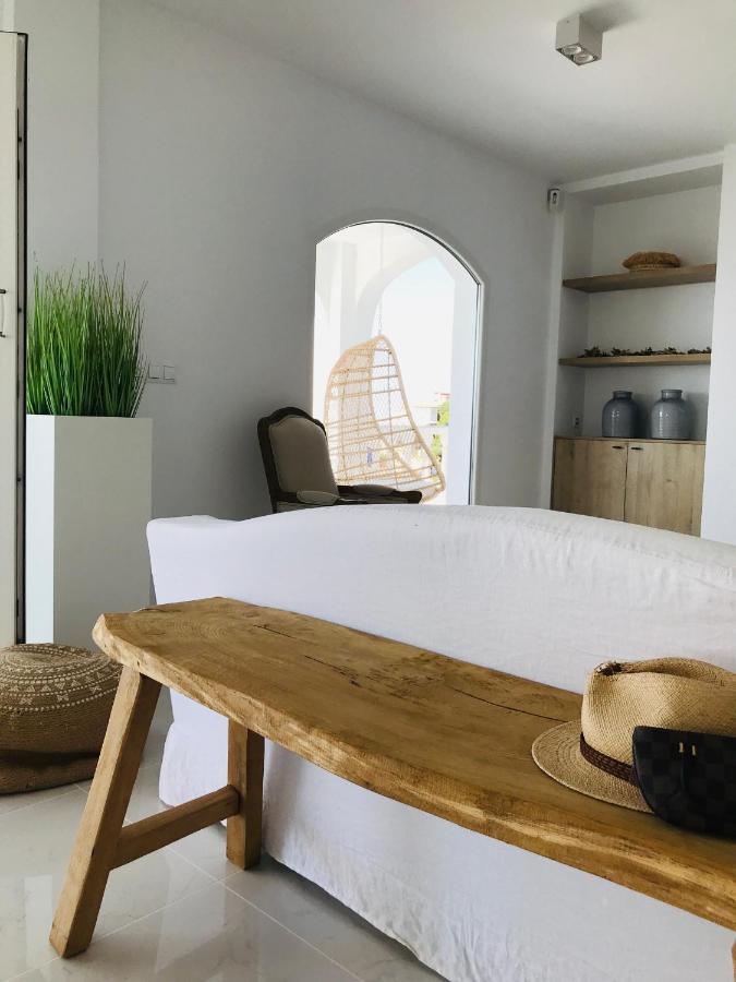 Frontline Villa, Five Star Deluxe El Campello Luaran gambar